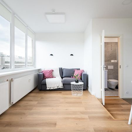 Hilltop Apartments - Studio Rooms In City Centre Reval Esterno foto